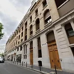 Spacious 4br - Sleeps 8 - Eiffel Tower Apartmán *