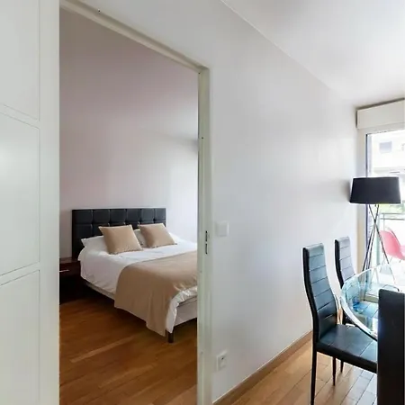 Appartement Eiffel Tower - Spacious 4Br - Sleeps 8 *