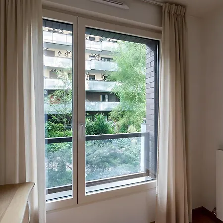 Eiffel Tower - Spacious 4Br - Sleeps 8