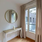 Lejlighed Spacious 4br - Sleeps 8 - Eiffel Tower Paris