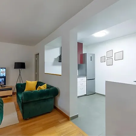 Spacious Apartment - Eiffel Tower Paryż